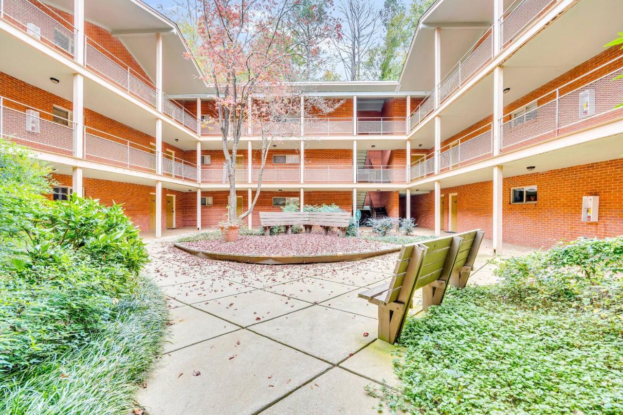 Classic City Getaway - 1 Mile Walk To Sanford Stadium! Athens Buitenkant foto